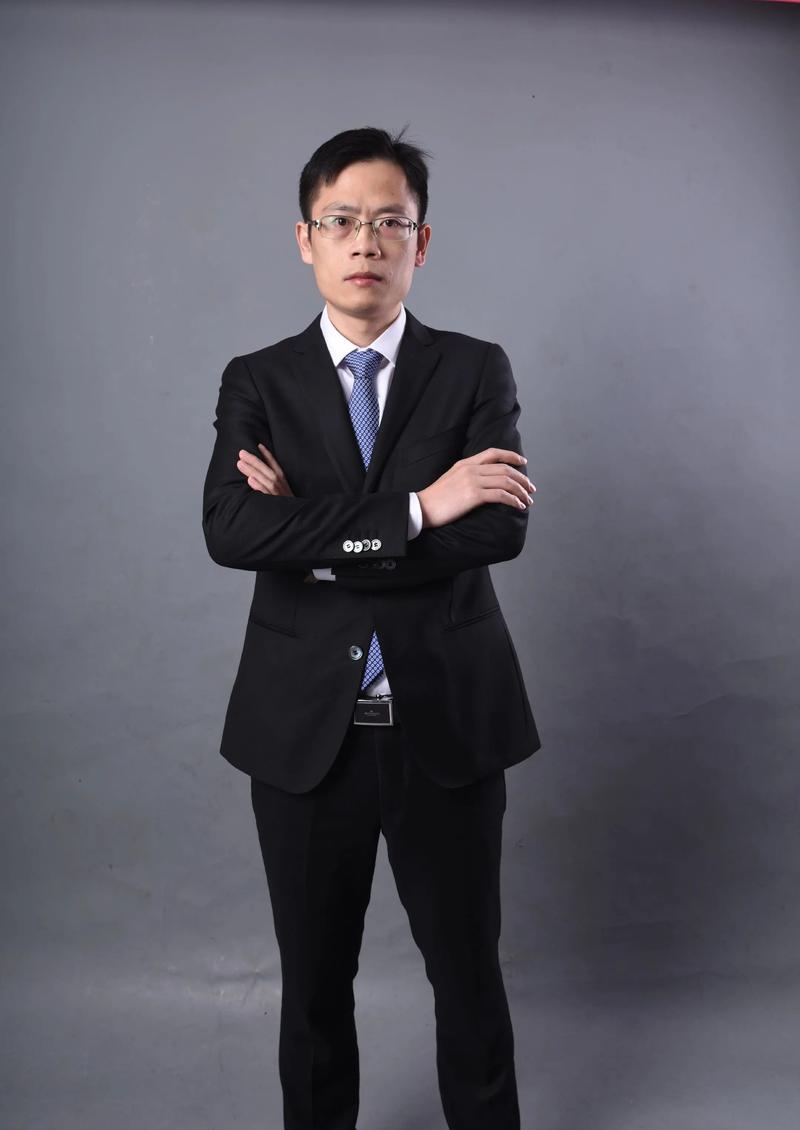 王自菁 创始人 & 执行董事